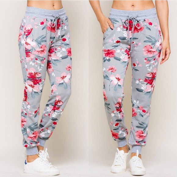 One LEFT🌟 HP 🌟 Floral Print French Terry Jogger - Picture 2 of 3